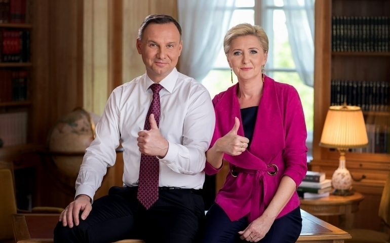 Prezydent z Agatką trzymają kciuki za maturzystów